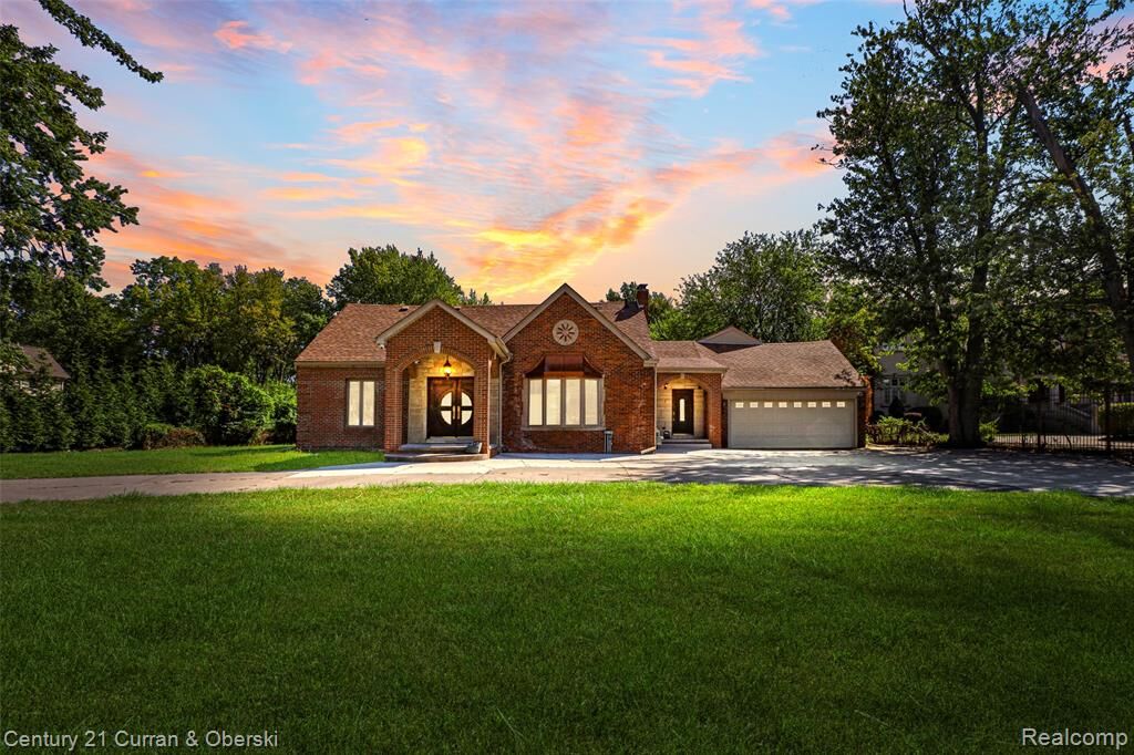 Property Photo:  214 N Beech Daly Road  MI 48127 