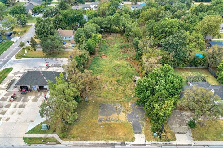 Property Photo: 545 N Andover Rd KS 67002