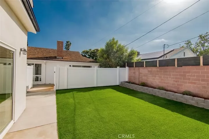Property Photo:  16433 Gledhill Street  CA 91343 
