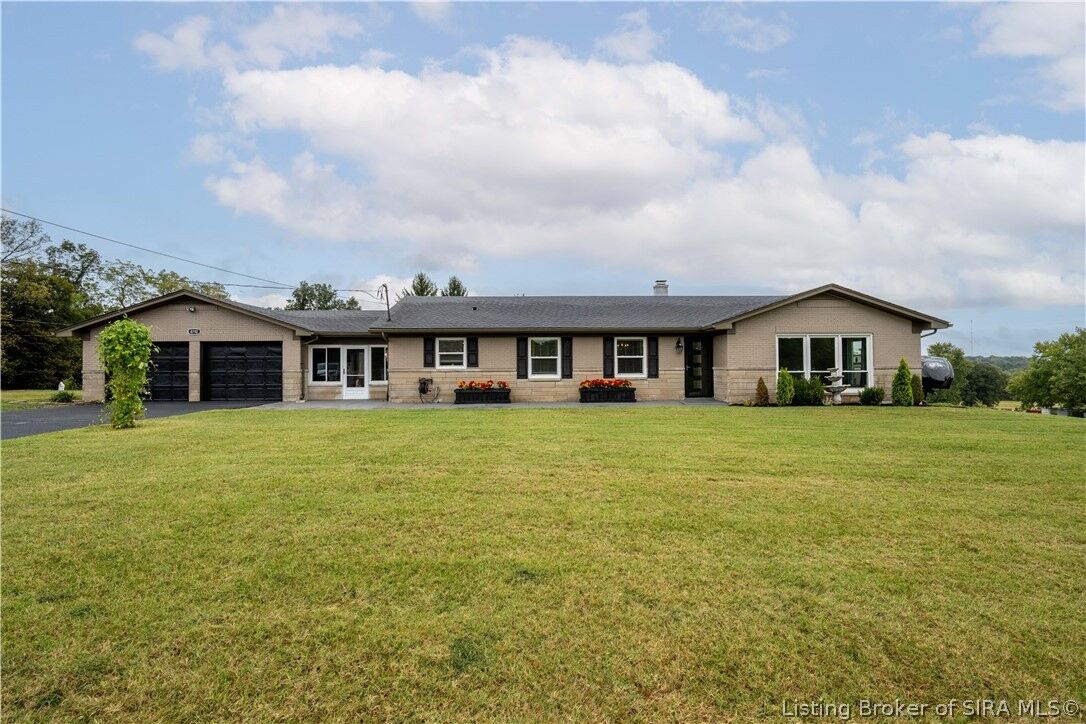 Property Photo: 4792 Scottsville Road IN 47119