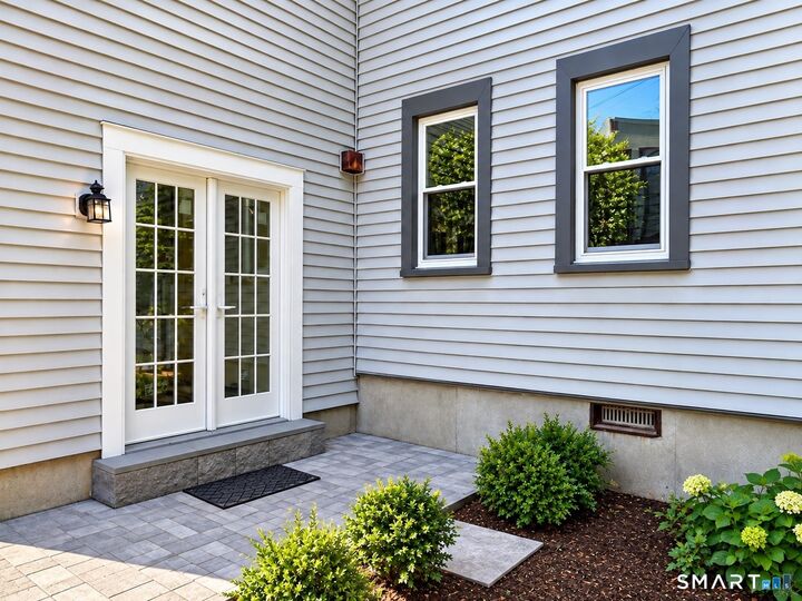 Property Photo:  44 Hard Street 2  CT 06515 