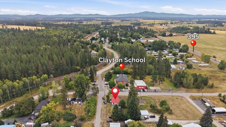 Property Photo: 4452 N Swenson Rd WA 99110