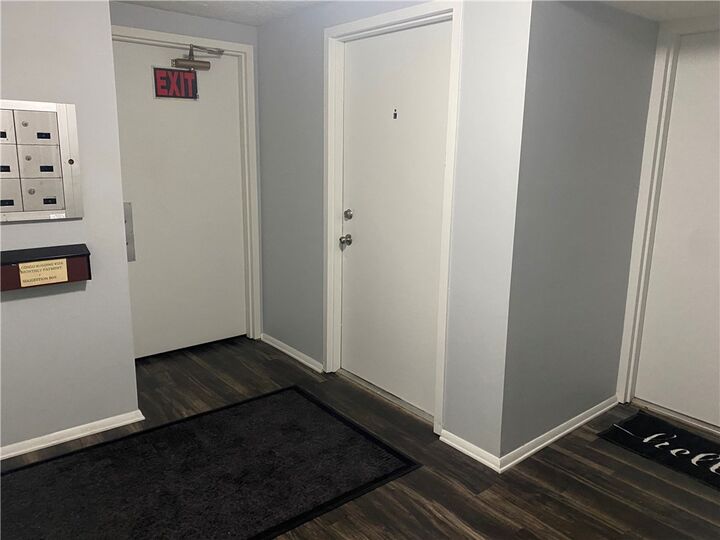 Property Photo:  957 Wood Hollow D  PA 16066 