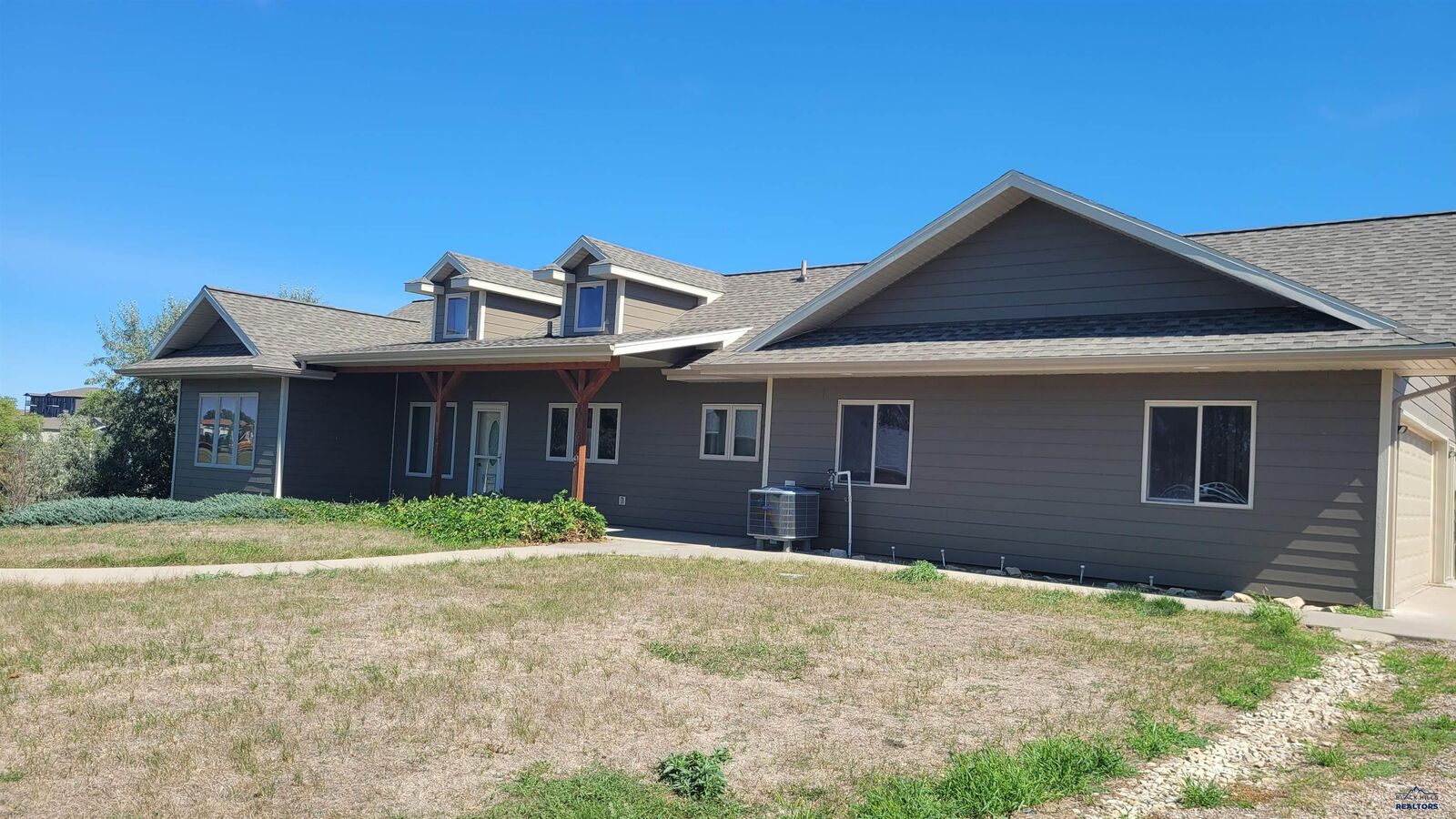 Property Photo: 509 Trail Dr SD 57719