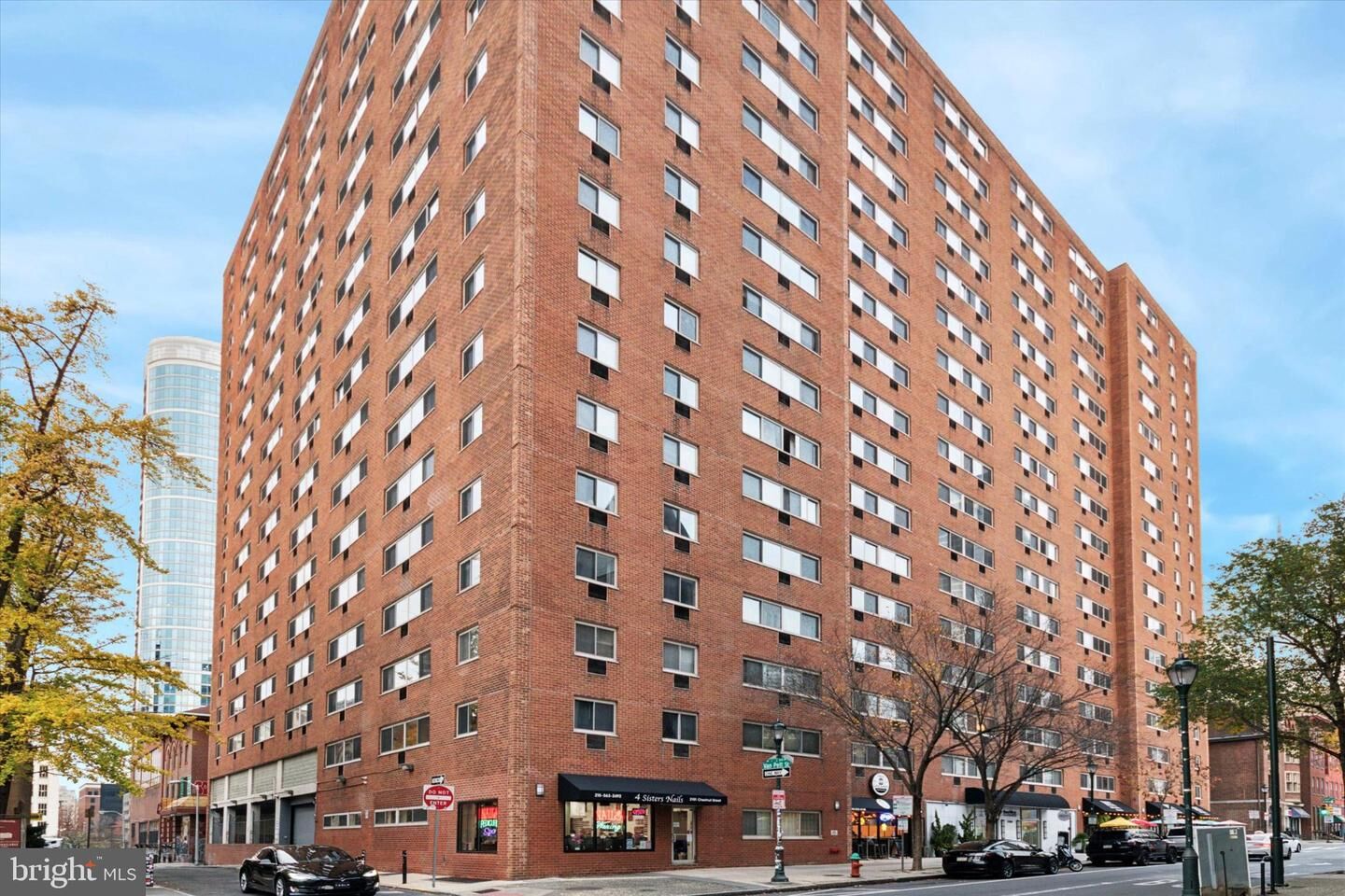 Property Photo: 2101 Chestnut Street 17 1612 PA 19103