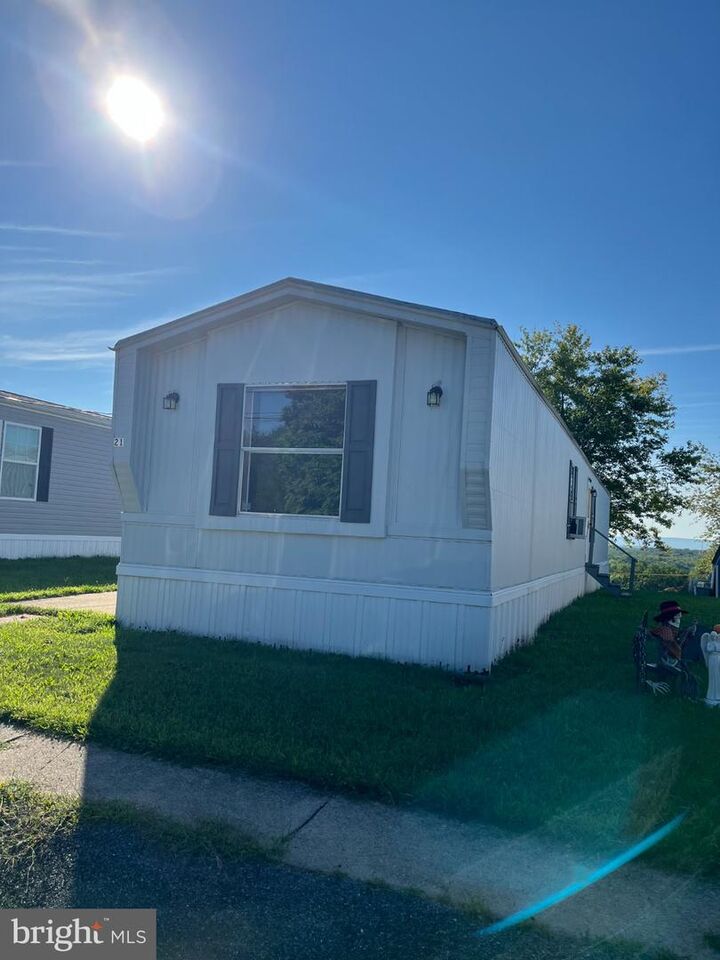 Property Photo: 21 Marilyn Drive PA 17013