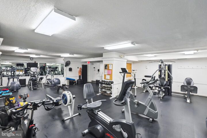 Property Photo: 3001 Veazey Terrace NW 1101 DC 20008