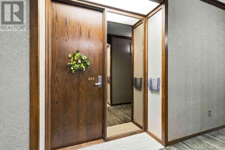 Property Photo:  6095 Coburg Road 206  NS B3H 4K1 