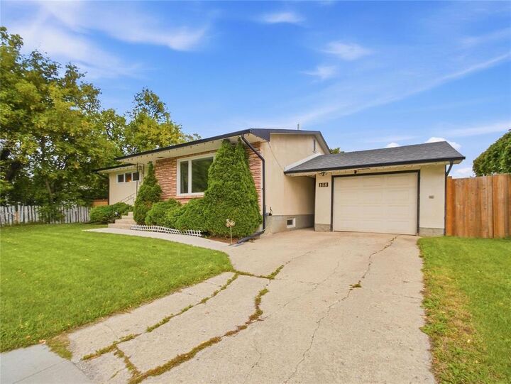 Property Photo: 108 Donnelly Street MB R3T 0S5