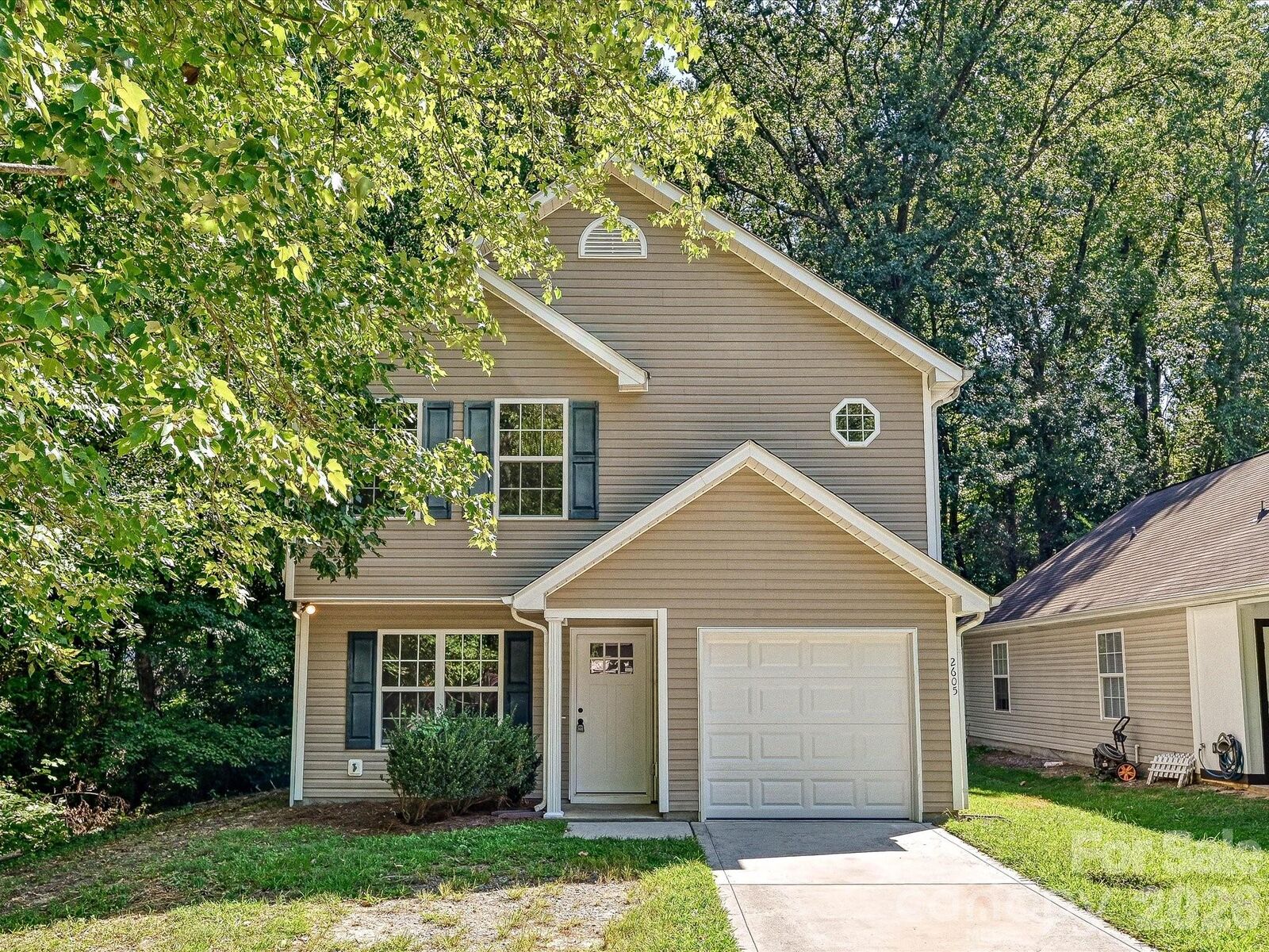 Property Photo: 2605 Marmac Road NC 28208