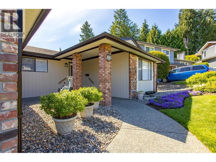 Photo de la propriété: 2802 Pilot Drive BC V3C 3T4