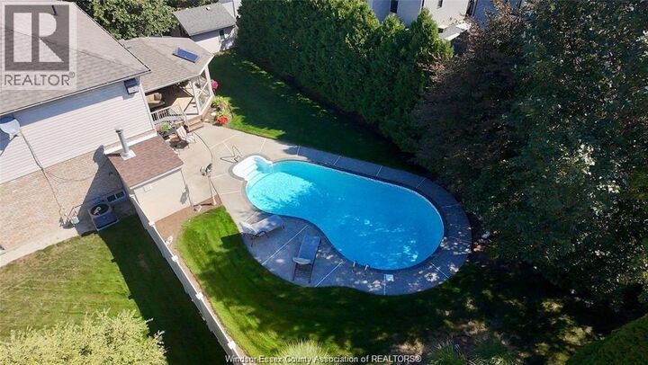 Property Photo: 128 Pheasant Run Drive ON N8L 0Z7