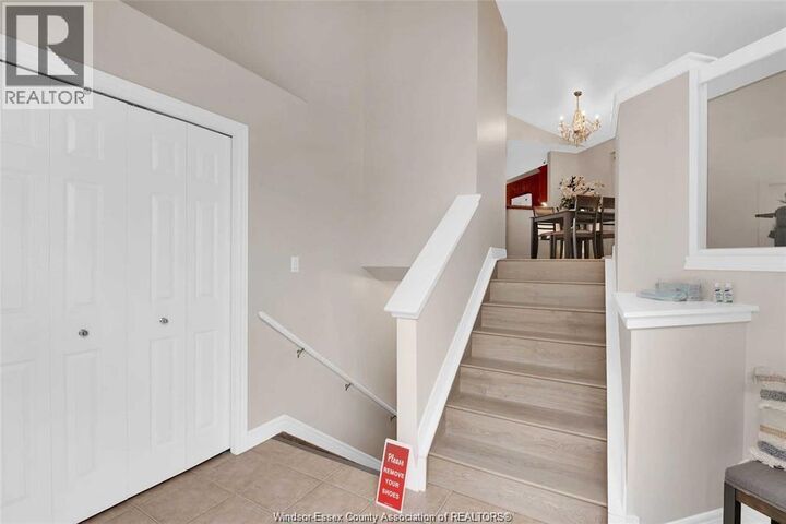 Property Photo:  831 Lawndale  ON N9Y 3S5 
