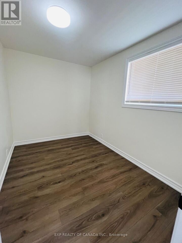 Property Photo:  144-146 Birch Street North  ON P4N 6E2 