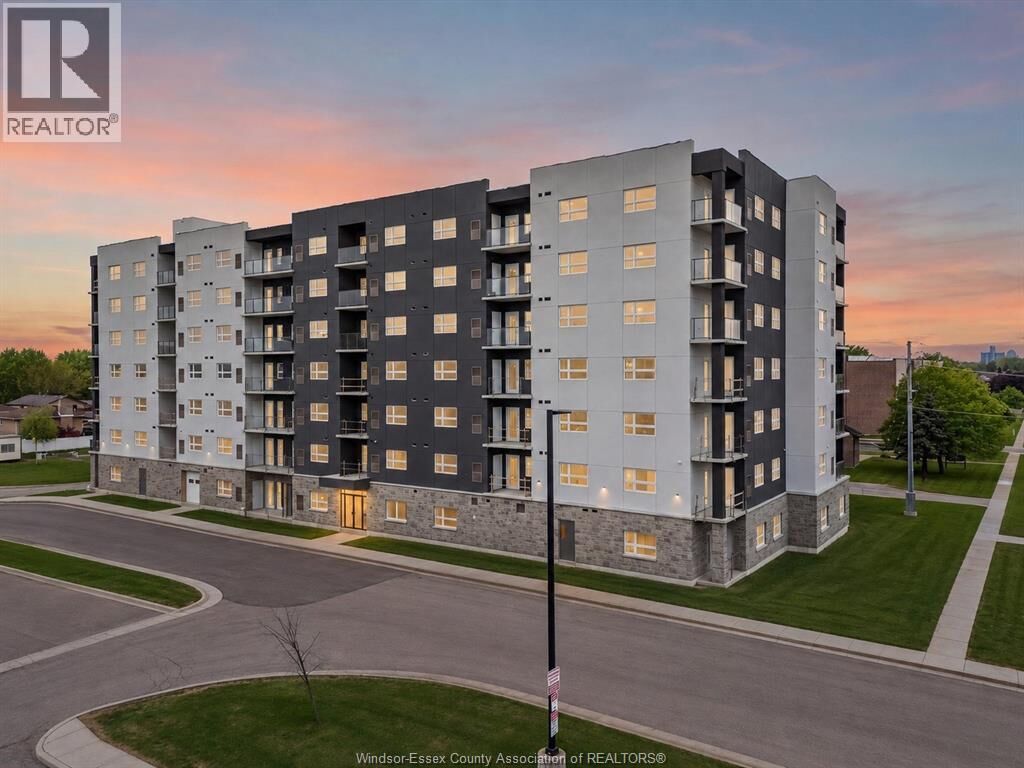 Property Photo:  8401 Wyandotte Street East 409  ON N8S 0B8 