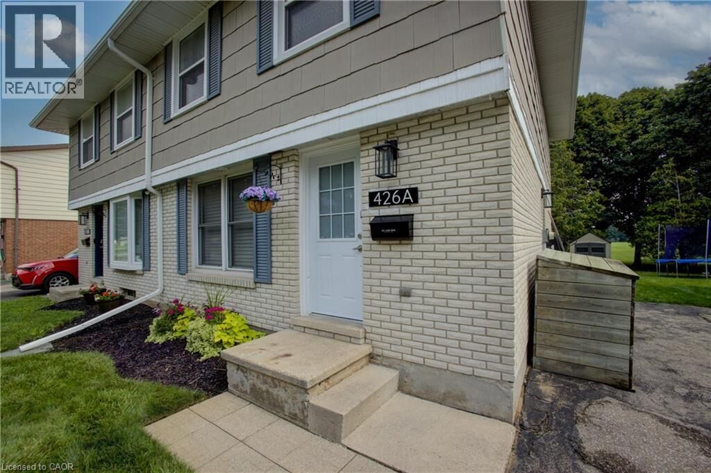Property Photo: 426 Dunvegan Drive ON N2K 2C7