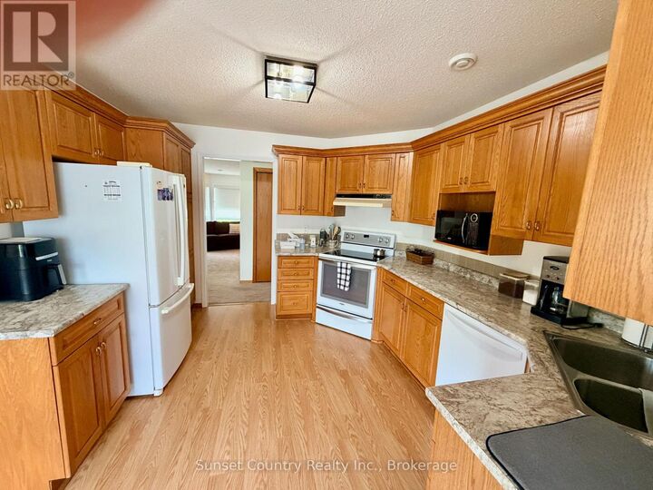 Property Photo: 20 Deer Trail Drive ON P8N 0A2