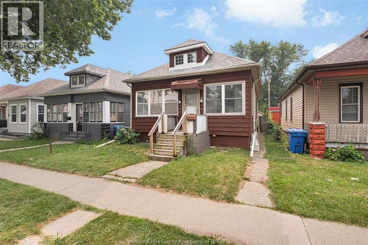 Property Photo:  497 McKay Avenue  ON N8B 1Z7 