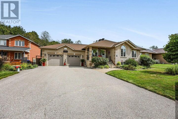 Property Photo:  65 Burbank Circle  ON L0M 1J0 
