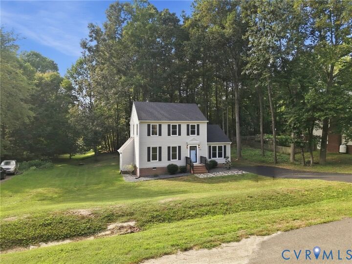 Property Photo:  4906 Land Grant Drive  VA 23236 
