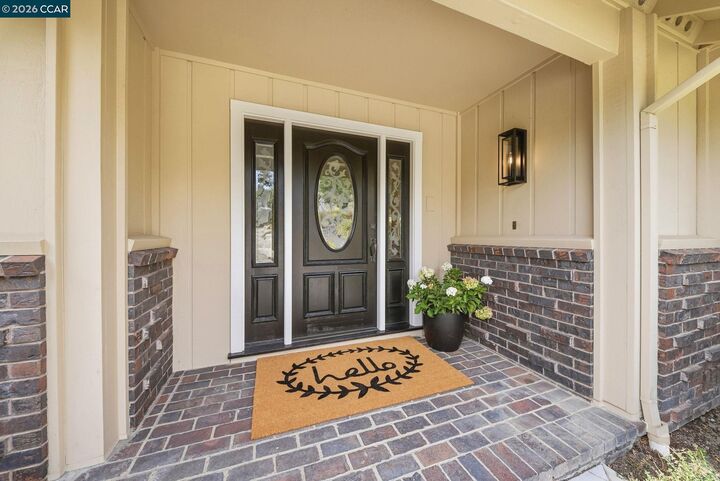 Property Photo:  9 Sanders Ranch Rd  CA 94556 