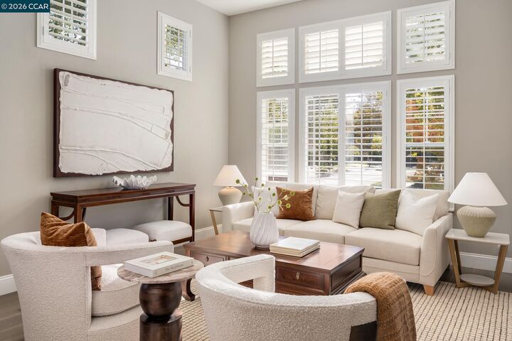 Property Photo: 3044 Sorrelwood Dr CA 94582