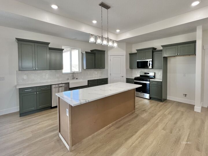 Property Photo:  522 Shadybrook Drive  NV 89815 
