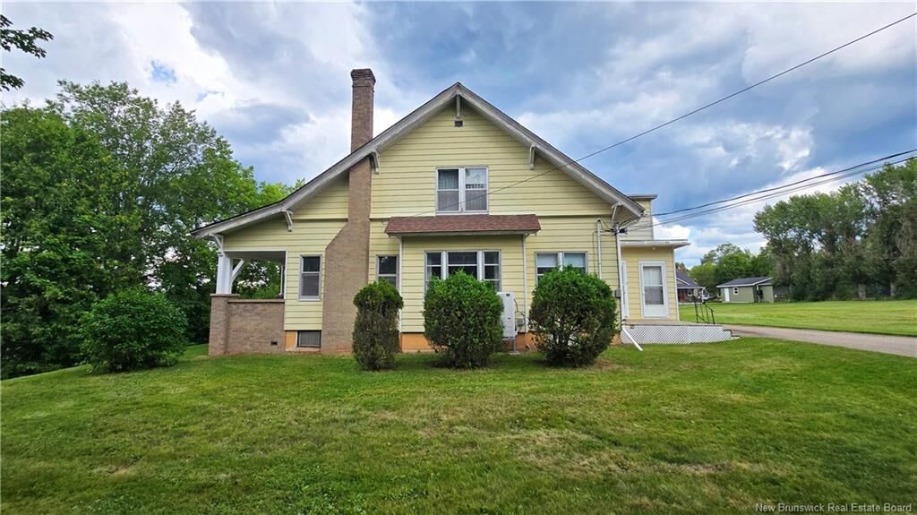 Property Photo:  14 Spring Street  NB E4Z 4W5 