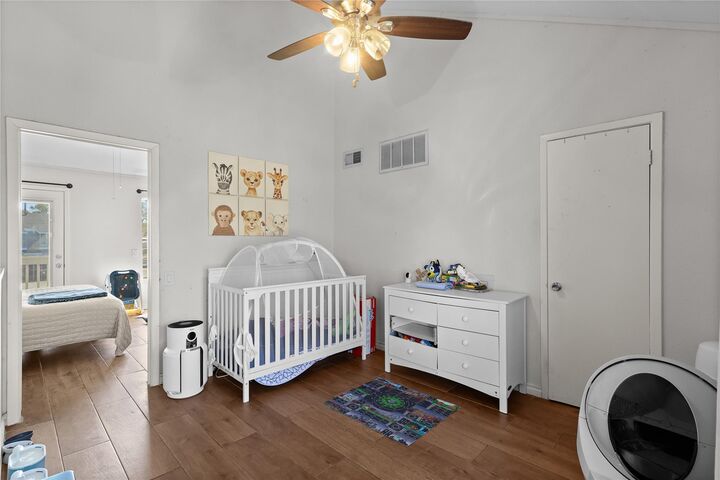 Property Photo:  11710 Southlake Drive 40  TX 77077 