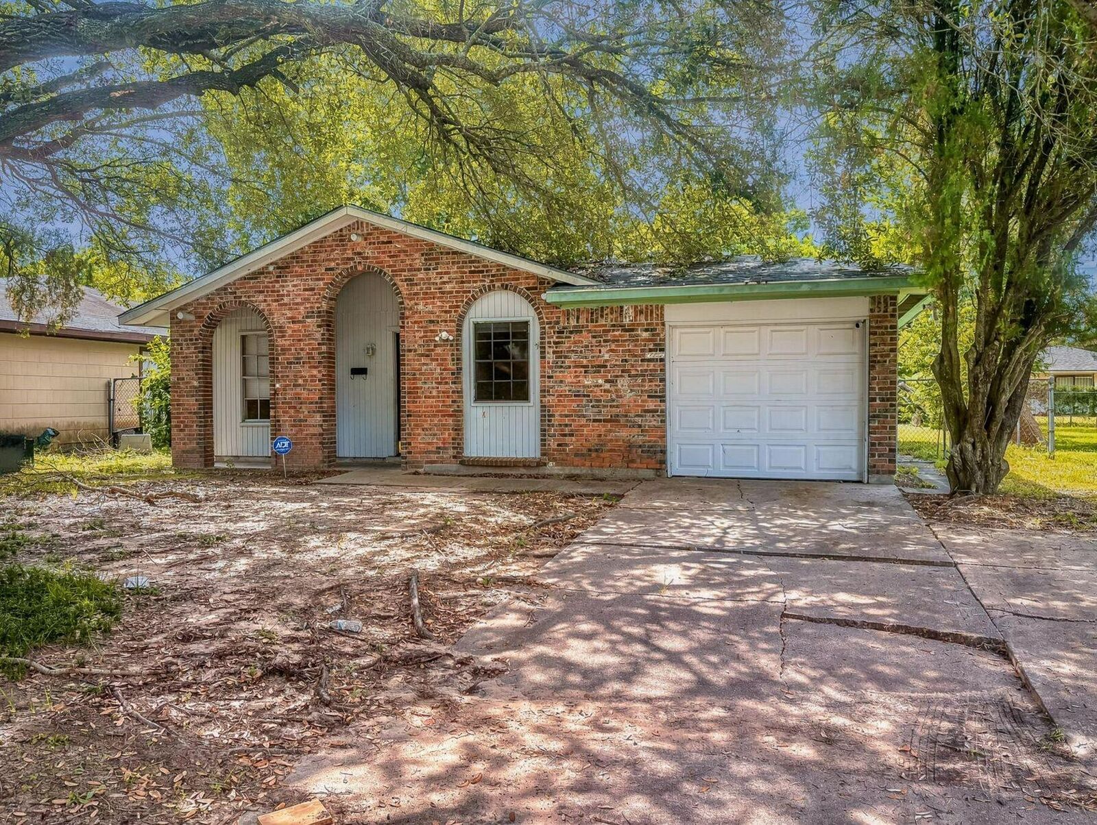 Property Photo: 12610 S Coast Drive TX 77047