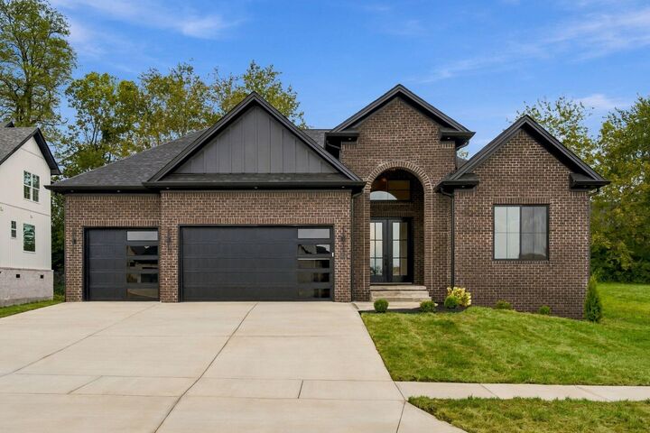 Property Photo: 1000 Shelburne Way KY 40356