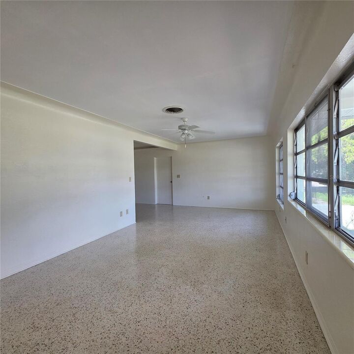 Property Photo:  4014 22nd Avenue N  FL 33713 