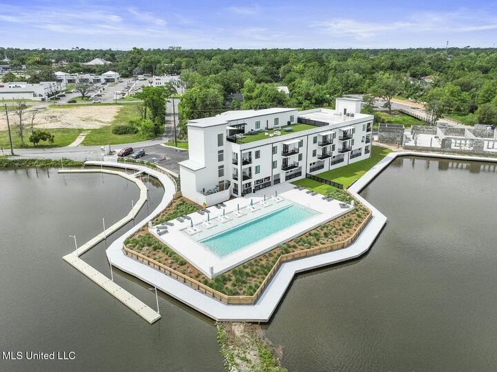 Property Photo:  1302 Magnolia Street  MS 39507 