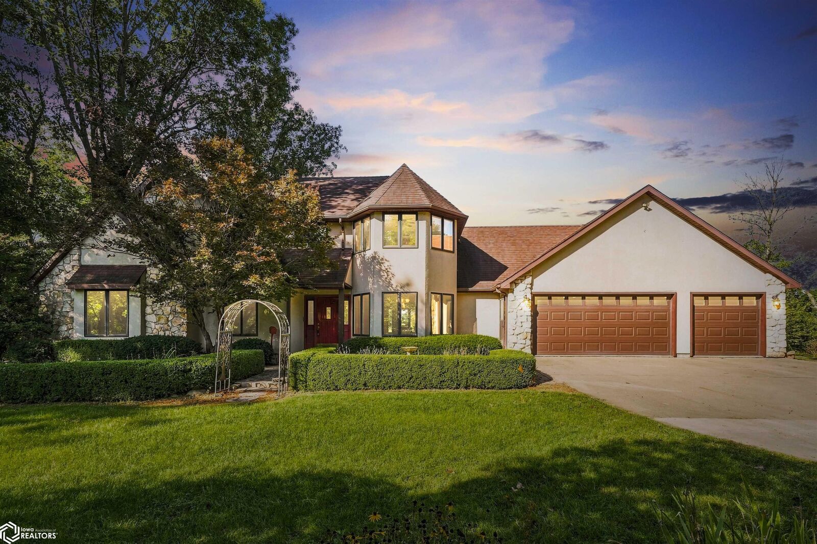 Property Photo: 2375 186th Street I IA 50158