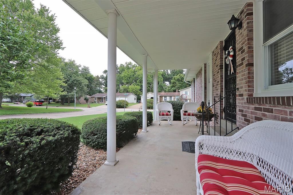 Property Photo:  321 Hillview Street  MO 63703 