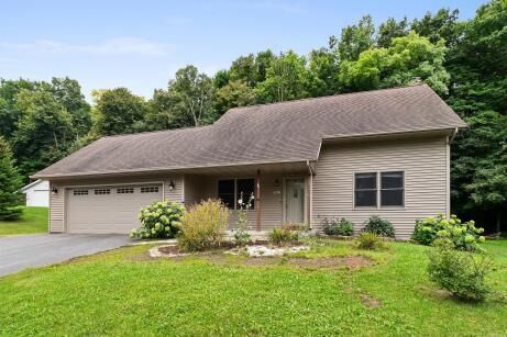 Property Photo:  W5661 Summit Woods Ln  WI 53073 