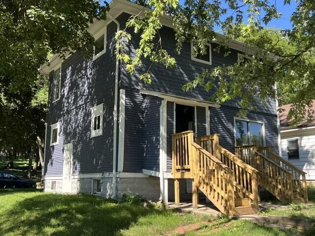 Property Photo:  231 Rockwell Street  MI 49203 