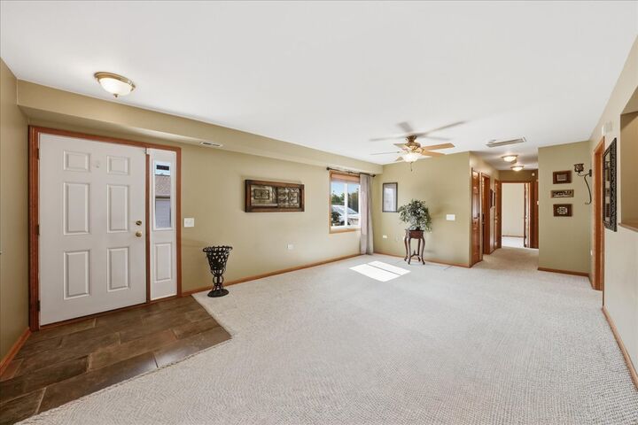 Property Photo:  1350 Rock Run Drive 27  IL 60403 