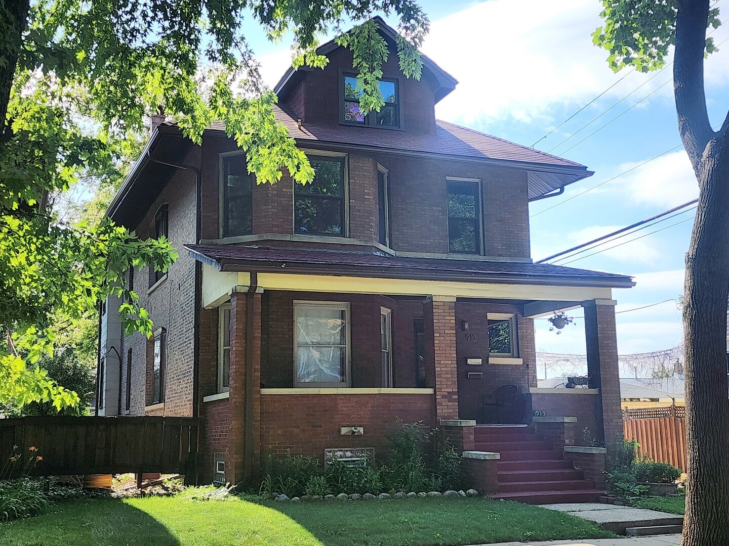 Property Photo:  913 Wenonah Avenue 1  IL 60304 