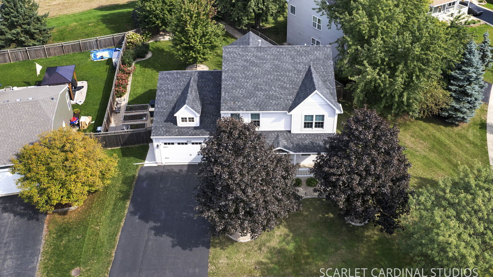 Property Photo: 400 Kensington Drive IL 60543