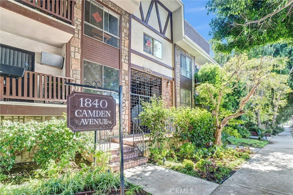 Property Photo:  1840 Camden  CA 90025 
