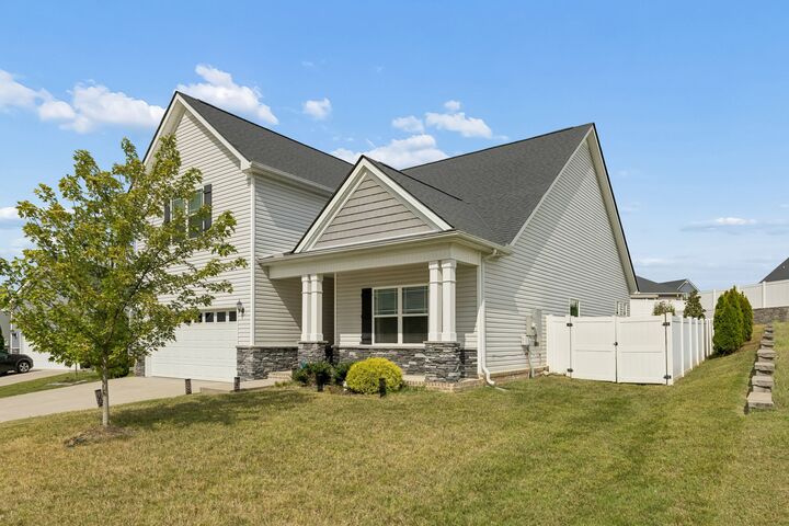 Property Photo:  436 Zeffer Ct  TN 37174 