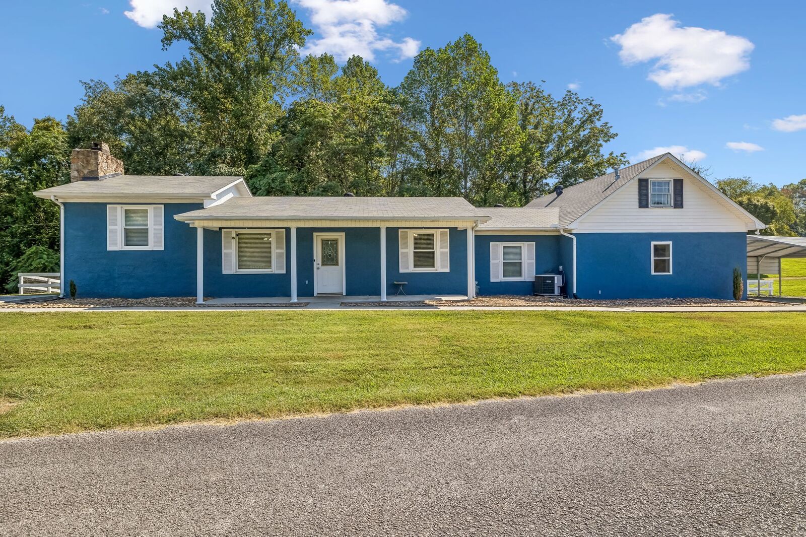 Property Photo: 473 Ponder Rd TN 37166