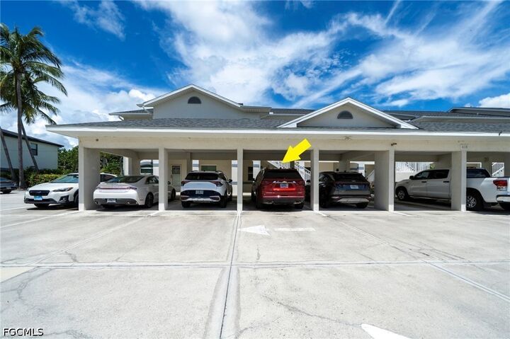 Property Photo: 615 Rose Garden Road 2 FL 33914