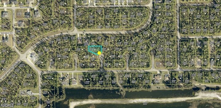 Property Photo: 1905 Ney Court FL 33972