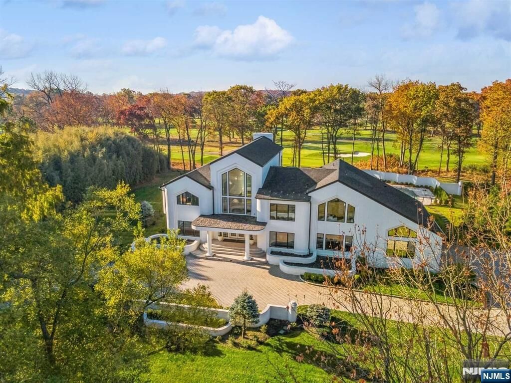 Property Photo:  23 Rio Vista Drive  NJ 07620 