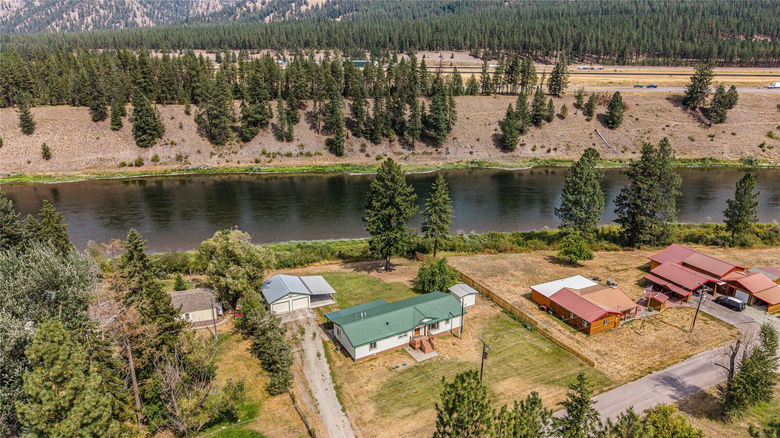 Property Photo:  181 Country Lane  MT 59872 