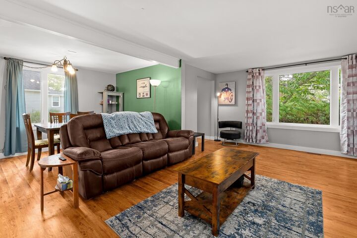 Property Photo:  114 Kitchener Street  NS B0N 2J0 