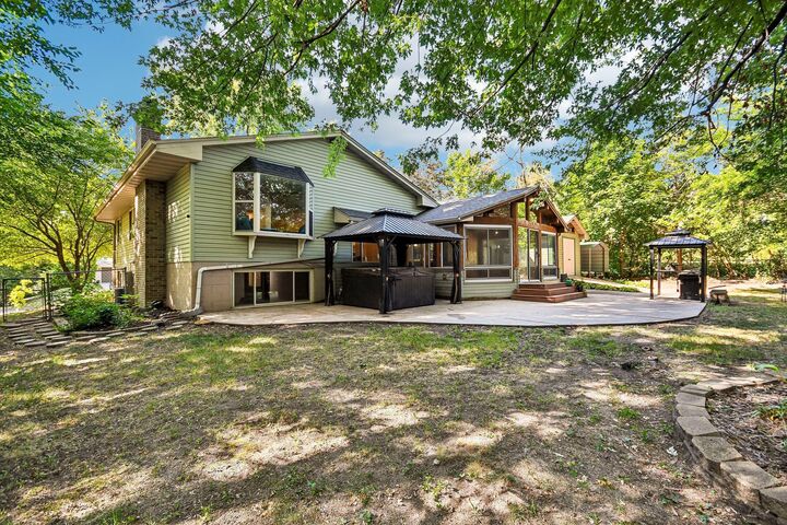 Property Photo:  767 Eldridge Avenue E  MN 55117 