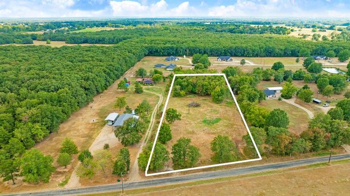 Property Photo:  1374 County Road 45800  TX 75416 